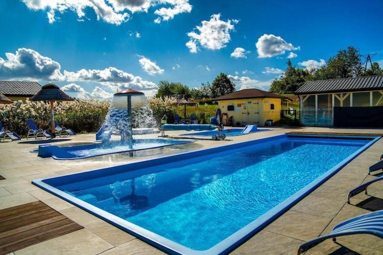 Holiday Resort, Ustronie Morskie Buitenkant foto
