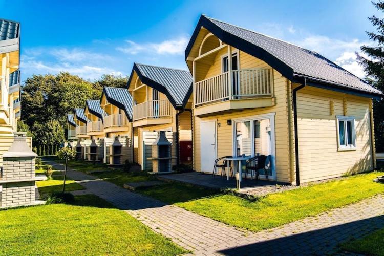 Holiday Resort, Ustronie Morskie Buitenkant foto