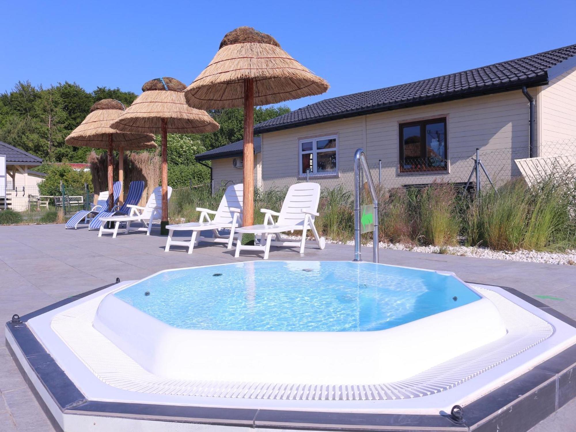 Holiday Resort, Ustronie Morskie Buitenkant foto